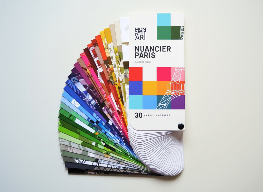 Color Guide Paris - 30 Postcards